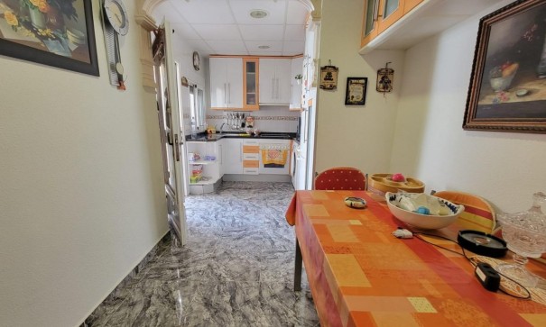 Resale - Wohnung Appartement -
Torrevieja - Los Frutales