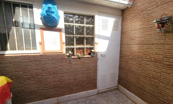 Resale - Wohnung Appartement -
Torrevieja - Los Frutales