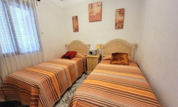 Resale - Wohnung Appartement -
Torrevieja - Los Frutales