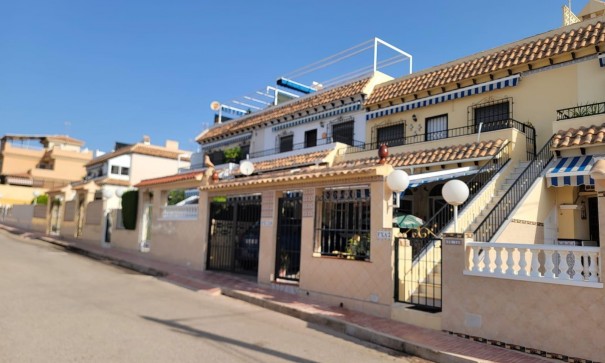 Resale - Wohnung Appartement -
Torrevieja - Los Frutales