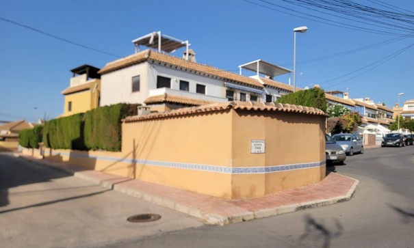 Resale - Wohnung Appartement -
Torrevieja - Los Frutales