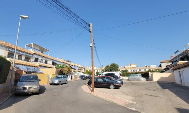 Resale - Wohnung Appartement -
Torrevieja - Los Frutales