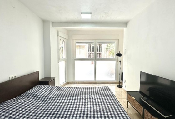 Sprzedaż - Apartament mieszkanie -
Torrevieja - torrevieja