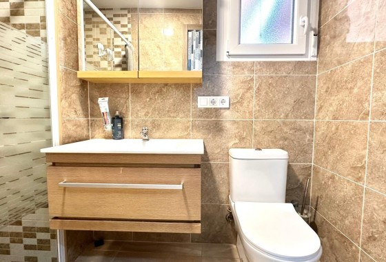 Sprzedaż - Apartament mieszkanie -
Torrevieja - torrevieja