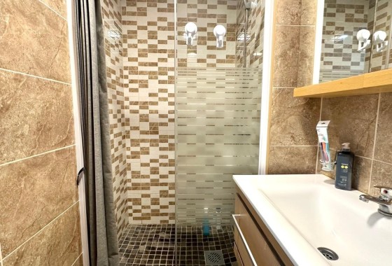 Sprzedaż - Apartament mieszkanie -
Torrevieja - torrevieja