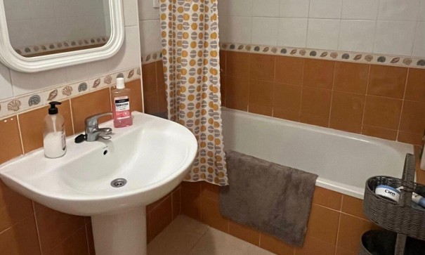 Resale - Wohnung Appartement -
Algorfa