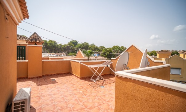 Återförsäljning - Radhus -
Torrevieja - LOS BALCONES - LOS ALTOS