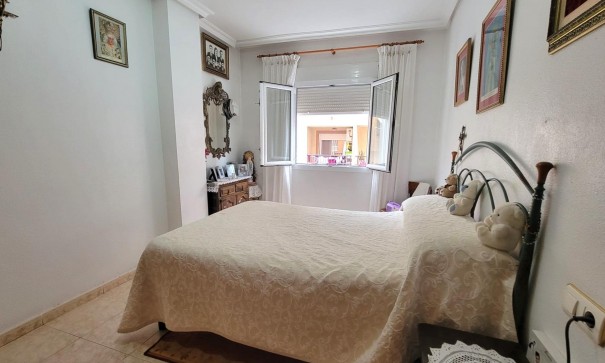 Återförsäljning - Lägenhet lägenhet -
Torrevieja - Center