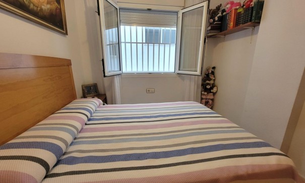 Återförsäljning - Lägenhet lägenhet -
Torrevieja - Center