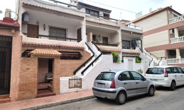 Herverkoop - Apartement Flat -
Torrevieja - Playa de los Locos