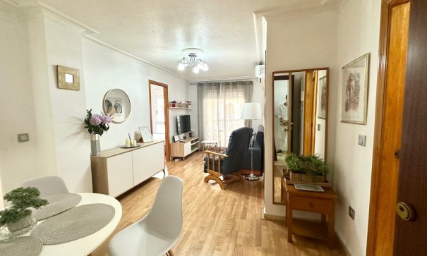 Sale - Apartment Flat -
Torrevieja - Acequion