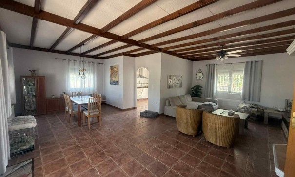 Resale - Finca Landgut -
Catral