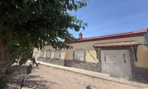 Resale - Finca Landgut -
Catral