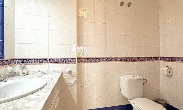 Återförsäljning - Lägenhet lägenhet -
Orihuela Costa - Villamartín