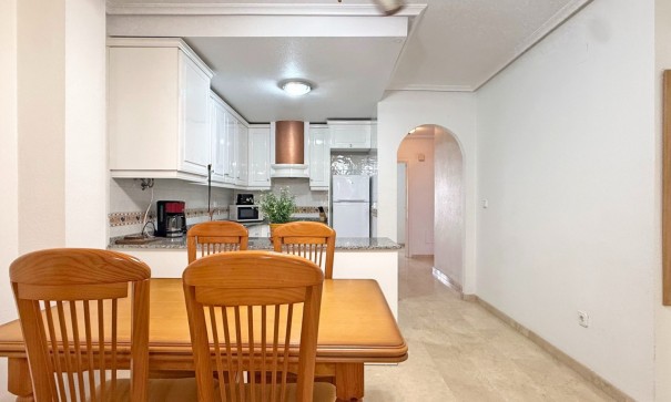 Återförsäljning - Lägenhet lägenhet -
Orihuela Costa - Villamartín