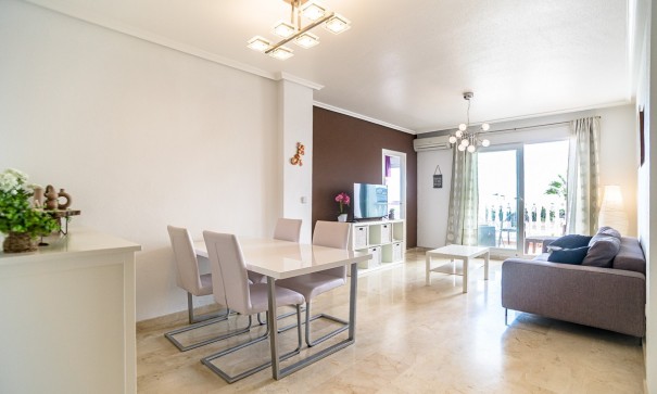 Återförsäljning - Lägenhet lägenhet -
Orihuela - Villamartin