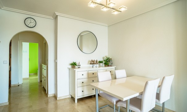 Återförsäljning - Lägenhet lägenhet -
Orihuela - Villamartin