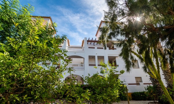 Återförsäljning - Lägenhet lägenhet -
Orihuela - Villamartin