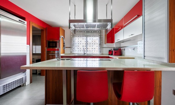 Återförsäljning - Fristående villa -
Rojales