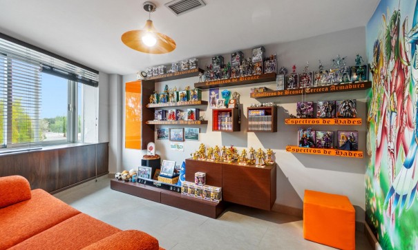 Återförsäljning - Fristående villa -
Rojales