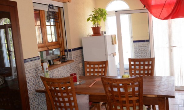 Sprzedaż - Willa wolnostojąca -
Daya Vieja