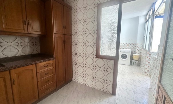 Sale - Apartment Flat -
Torrevieja - Estacion de autobuses