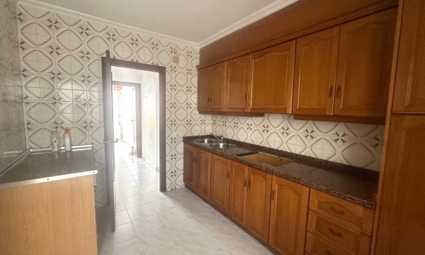 Sale - Apartment Flat -
Torrevieja - Estacion de autobuses