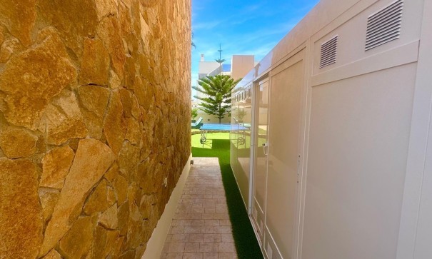 Sprzedaż - Willa wolnostojąca -
Torrevieja - Miramar - Torre del Moro