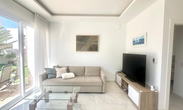 Sprzedaż - Willa wolnostojąca -
Torrevieja - Miramar - Torre del Moro