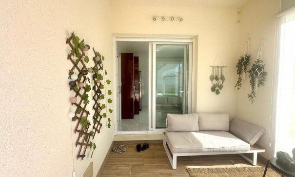 Sprzedaż - Willa wolnostojąca -
Torrevieja - Miramar - Torre del Moro