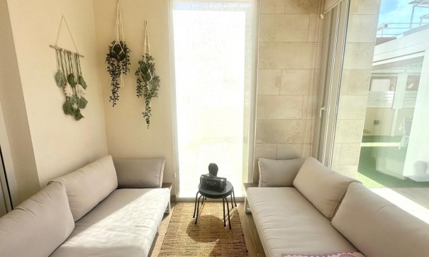 Sprzedaż - Willa wolnostojąca -
Torrevieja - Miramar - Torre del Moro