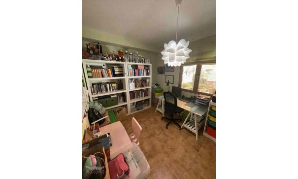 Sprzedaż - Dom miejski -
Pinoso - Pinoso Alicante