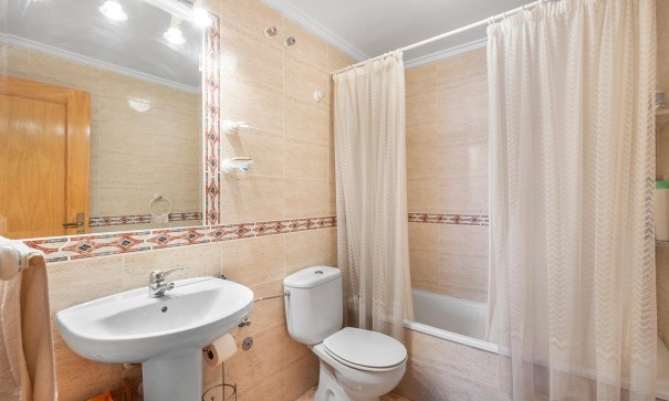 Återförsäljning - Lägenhet lägenhet -
Torrevieja - Playa del cura