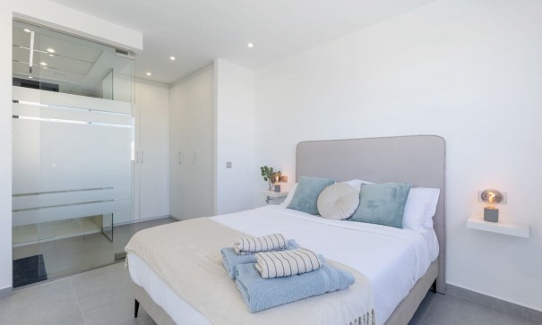 Sale - Detached Villa -
Algorfa - La Finca Golf