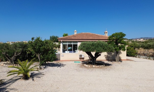 Sale - Detached Villa -
Macisvenda