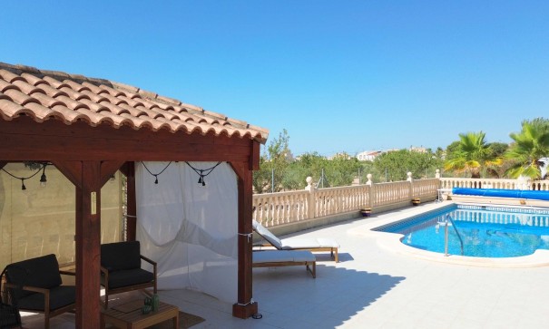 Sale - Detached Villa -
Macisvenda