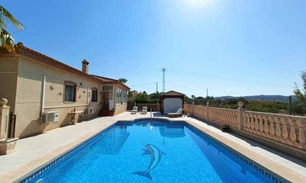 Sale - Detached Villa -
Macisvenda