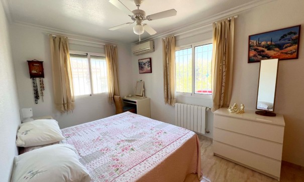 Sale - Detached Villa -
Macisvenda