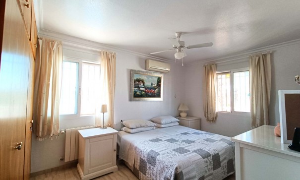 Sale - Detached Villa -
Macisvenda