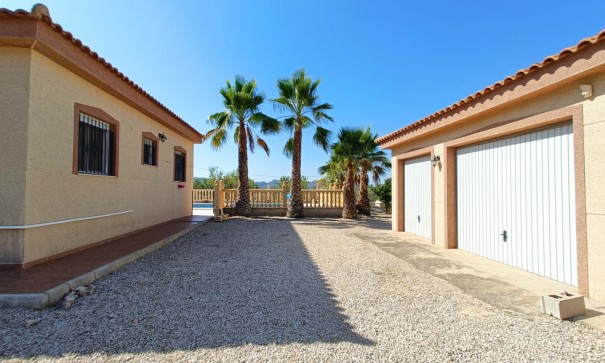 Sale - Detached Villa -
Macisvenda