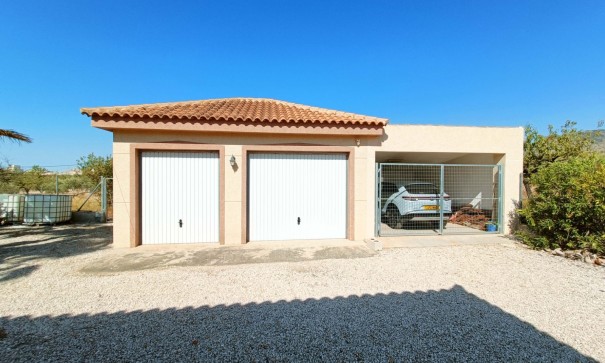 Sale - Detached Villa -
Macisvenda