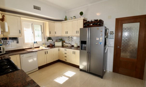 Resale - Finca Landgut -
Catral