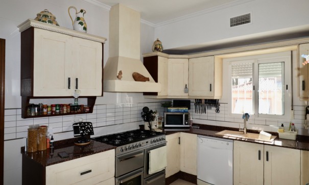 Resale - Finca Landgut -
Catral