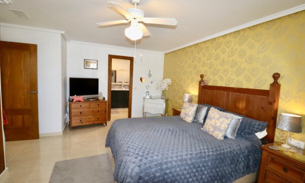 Resale - Finca Landgut -
Catral