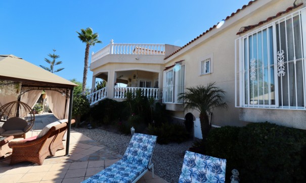 Resale - Finca Landgut -
Catral