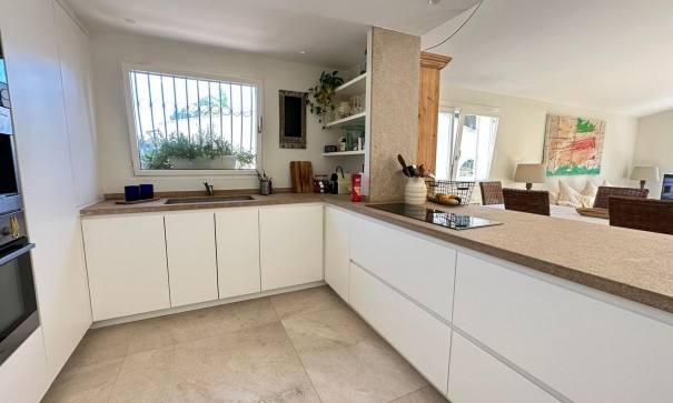 Återförsäljning - Fristående villa -
Costa de la Calma - Calvià