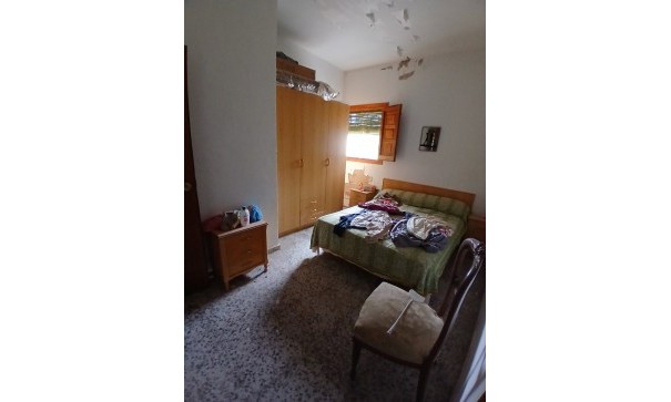 Herverkoop - Finca Landelijk pand -
Yecla