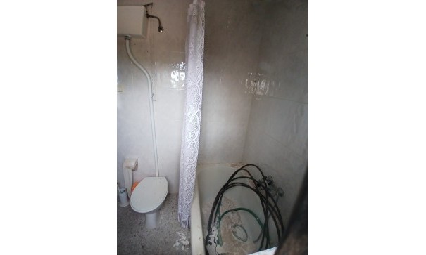 Herverkoop - Finca Landelijk pand -
Yecla