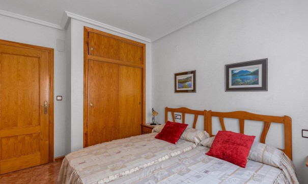 Resale - Wohnung Appartement -
Torrevieja - Estacion de autobuses