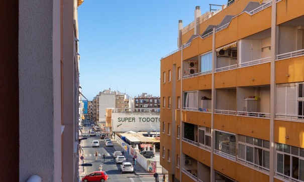 Resale - Wohnung Appartement -
Torrevieja - Estacion de autobuses